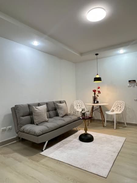 Happy Condo Ratchada 18 : แฮปปี้ คอนโด รัชดา 18, กรุงเทพ, หมู่บ้านอยู่เจริญ 29 ซอย, สามเสนนอก, ห้วยขวาง, กรุงเทพ, 44 ตร.ม., คอนโด ให้เช่า, โดย Agentbkk, 500215316 - DDproperty.com