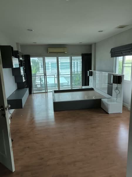 For Sale - Bangkok Boulevard Teparak-Wongwaen, Samut Prakan