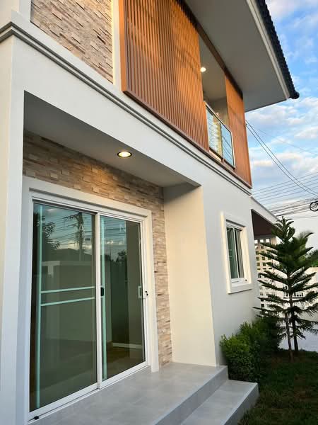 For Sale - Baan Thanakrit, Chiang Mai