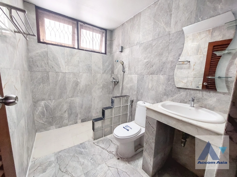 Home Office 3 Bedrooms House for Rent in Ratchadaphisek, Bangkok near MRT Rama 9, กรุงเทพ, คลองตันเหนือ, วัฒนา, กรุงเทพ, 250 ตร.ม., บ้านเดี่ยว ให้เช่า, โดย บริษัท แอคคอม เอเซีย จำกัด, 500215346 - DDproperty.com