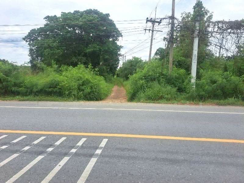 Land for sale, totaling 4 rai, near Yuprachanukroh School, Nong Suea, Pathum Thani. Very chea, Pathum Thani, Sala Khru, Nong Sua, Pathum Thani, , 6,400 sqm, Land For Sale, by WISIT SRIPRASERT, 500215361 - DDproperty.com