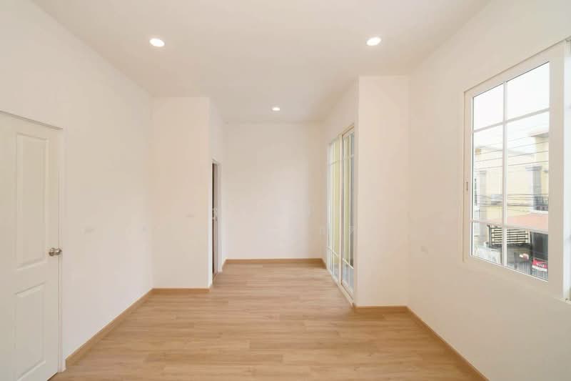 Golden Town Onnut-Pattanakarn : ทาวน์โฮม โกลเด้น ทาวน์ อ่อนนุช-พัฒนาการ, กรุงเทพ, 199 ซอย อ่อนนุช 65 แยก 14, ประเวศ, ประเวศ, กรุงเทพ, 113 ตร.ม., ทาวน์เฮ้าส์ ขาย, โดย ฐาณวีร์ ฐณเศรษฐ์ธดากุล, 500215368 - DDproperty.com