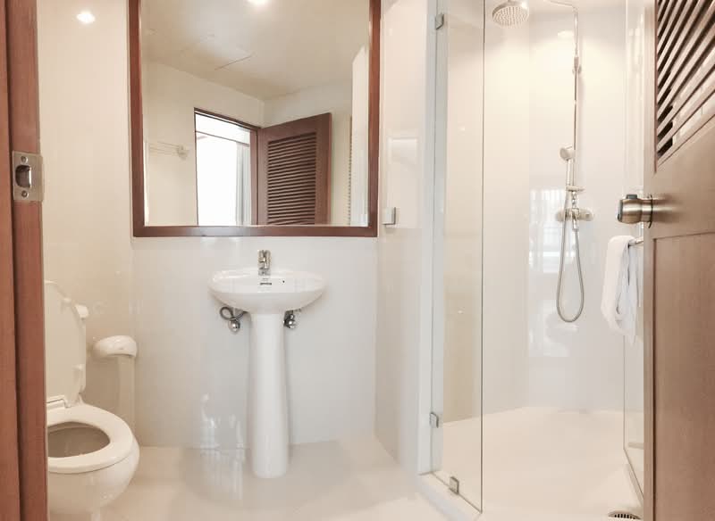 Villa Fourteen, Bangkok, Soi Sukhumvit 14, Khlong Toei, Khlong Toei, Bangkok, 3 Bedrooms, 318 sqm, Condo For Rent, by Knight Frank Chartered (Thailand) Co.,Ltd, 500215383 - DDproperty.com