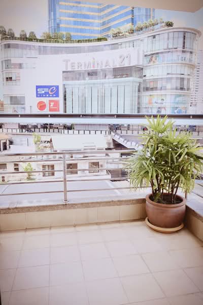 Villa Fourteen, Bangkok, Soi Sukhumvit 14, Khlong Toei, Khlong Toei, Bangkok, 3 Bedrooms, 318 sqm, Condo For Rent, by Knight Frank Chartered (Thailand) Co.,Ltd, 500215383 - DDproperty.com