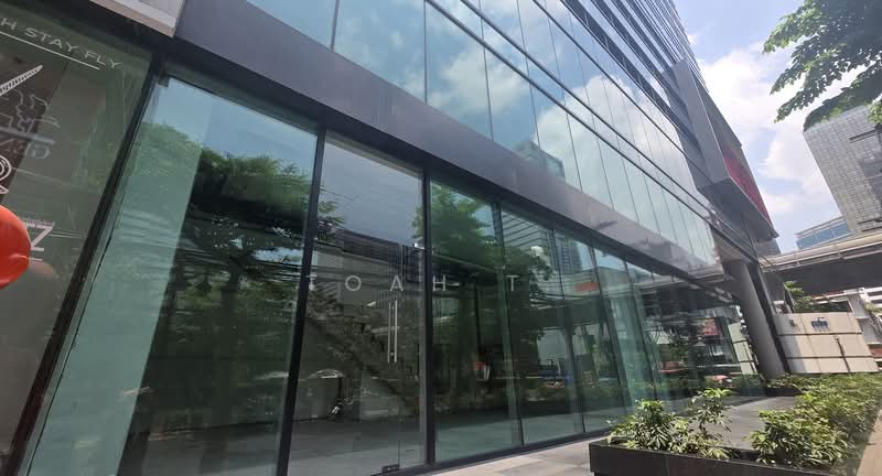 พื้นที่ให้เช่า สีลม สาทร บางรัก : Space for rent in Silom, Sathorn, and Bang Rak, กรุงเทพ, สีลม, บางรัก, กรุงเทพ, 131 ตร.ม., พื้นที่ขายของ ให้เช่า, โดย TOAH T., 500215385 - DDproperty.com
