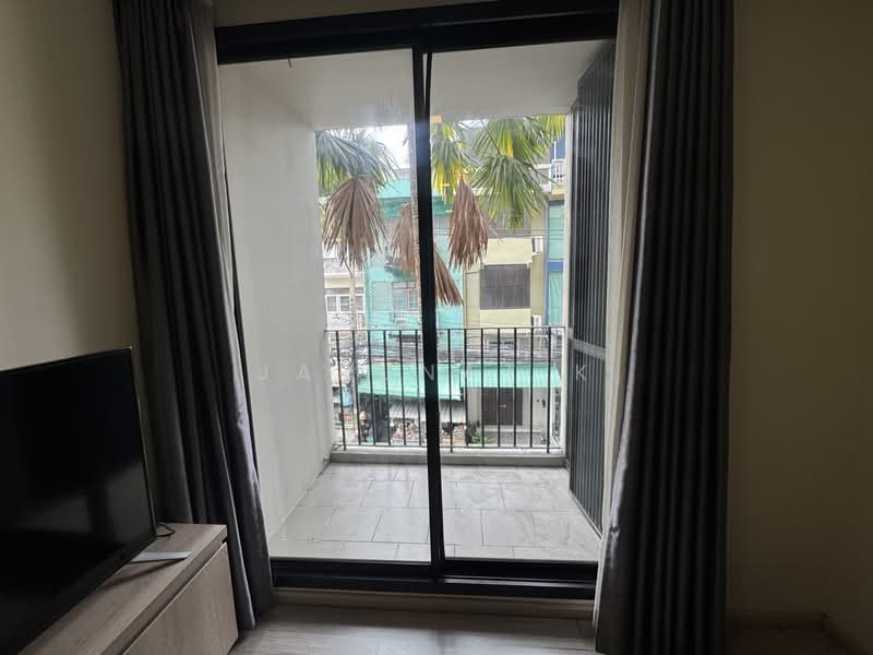 Maestro 03 Ratchada-Rama 9, Bangkok, Soi Ratchadaphisek 3 Ratchadaphisek Road, Din Daeng, Din Daeng, Bangkok, 1 Bedroom, 38 sqm, Condo For Rent, by Jarunat K, 500215399 - DDproperty.com