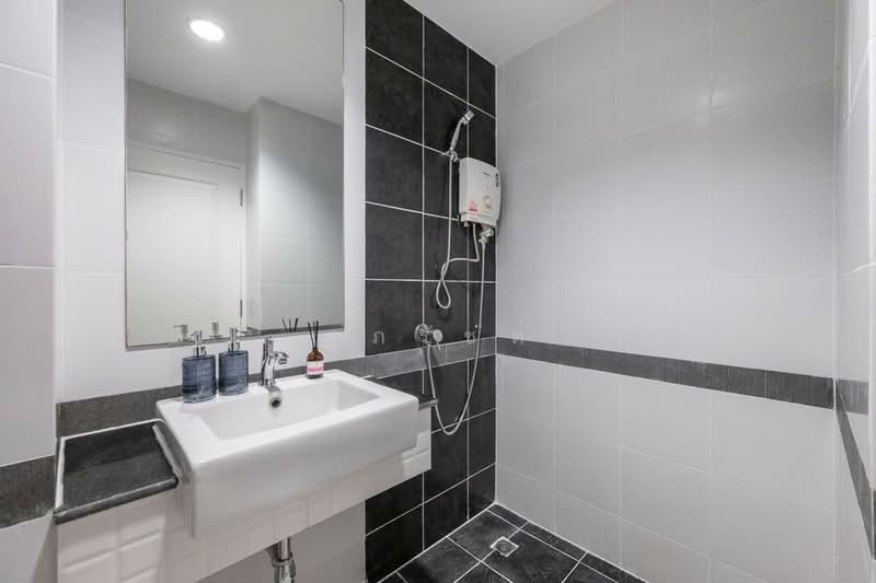 A Space Sukhumvit 77, Bangkok, 2345 Sukhumvit 77 Road, Suan Luang, Suan Luang, Bangkok, Studio, 30 sqm, Condo For Sale, by ศุภรัชต์, 500215491 - DDproperty.com