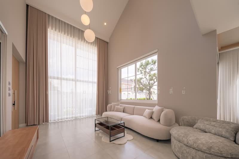 Japanese-Style Pool Villa - Fully Furnished, Chiang Mai, San Phak Wan, Hang Dong, Chiang Mai, 4 Bedrooms, 348 sqm, Villa For Rent, by Elijah Ridgley, 500215523 - DDproperty.com