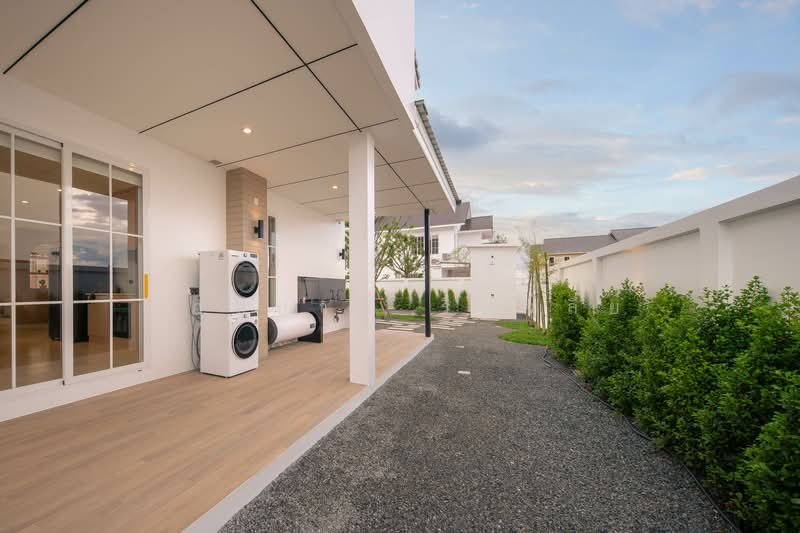 Japanese-Style Pool Villa - Fully Furnished, Chiang Mai, San Phak Wan, Hang Dong, Chiang Mai, 4 Bedrooms, 348 sqm, Villa For Rent, by Elijah Ridgley, 500215523 - DDproperty.com