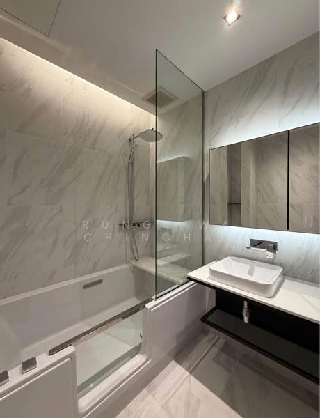 The Room Sukhumvit 38, Bangkok, Soi Sukhumvit 38, Phra Kanong, Khlong Toei, Bangkok, 1 Bedroom, 45 sqm, Condo For Rent, by Rungtiwa Chinchai, 500215531 - DDproperty.com