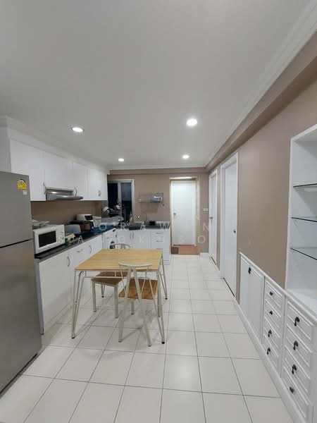 Palm Pavilion Condominium : ปาล์ม พาวิลเลี่ยน คอนโดมิเนียม, กรุงเทพ, 106 ซอย นาวิน, ช่องนนทรี, ยานนาวา, กรุงเทพ, 68 ตร.ม., คอนโด ขาย, โดย Orawan Sangkusolwong, 500215533 - DDproperty.com