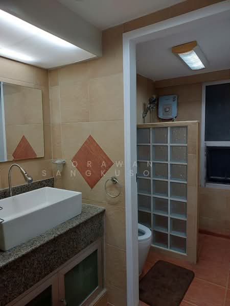 Palm Pavilion Condominium : ปาล์ม พาวิลเลี่ยน คอนโดมิเนียม, กรุงเทพ, 106 ซอย นาวิน, ช่องนนทรี, ยานนาวา, กรุงเทพ, 68 ตร.ม., คอนโด ขาย, โดย Orawan Sangkusolwong, 500215533 - DDproperty.com