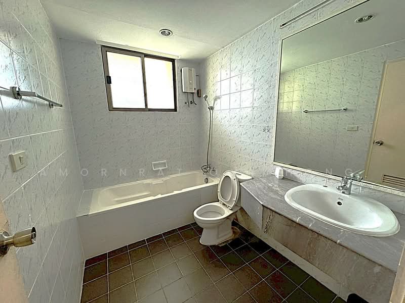 House, Bangkok, Khlong Tan Nua, Watthana, Bangkok, 4 Bedrooms, 282 sqm, Single Detached House For Rent, by Amornrat On-Thong, 500215571 - DDproperty.com