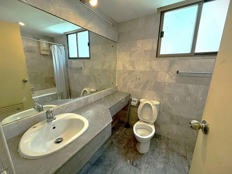 House, Bangkok, Khlong Tan Nua, Watthana, Bangkok, 4 Bedrooms, 282 sqm, Single Detached House For Rent, by Amornrat On-Thong, 500215571 - DDproperty.com