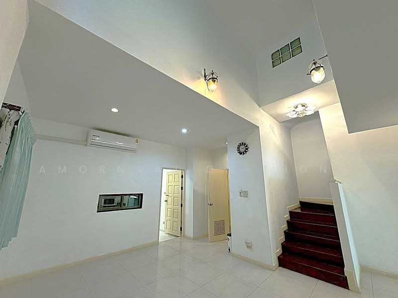 House, Bangkok, Khlong Tan Nua, Watthana, Bangkok, 4 Bedrooms, 282 sqm, Single Detached House For Rent, by Amornrat On-Thong, 500215571 - DDproperty.com