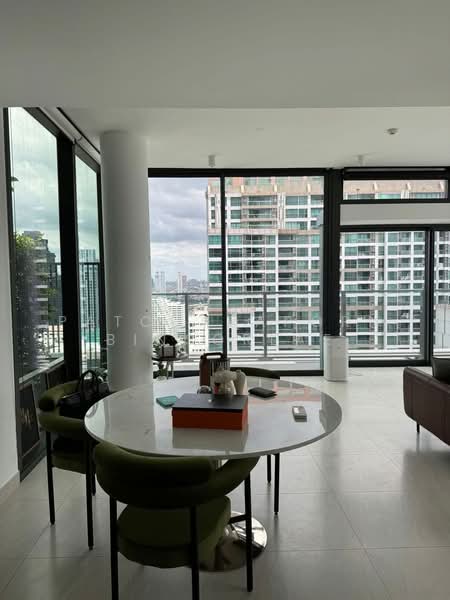 Tait Sathorn 12, Bangkok, Soi Sathorn 12, Sathorn Road, Silom, Bang Rak, Bangkok, 2 Bedrooms, 93 sqm, Condo For Sale, by Patcharaporn Binsorlae, 500215580 - DDproperty.com