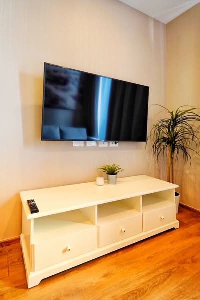 Noble BE33, Bangkok, 19 Soi Sukhumvit 33, Khlong Tan Nua, Watthana, Bangkok, 1 Bedroom, 35 sqm, Condo For Rent, by Methanee Onrat, 500215600 - DDproperty.com