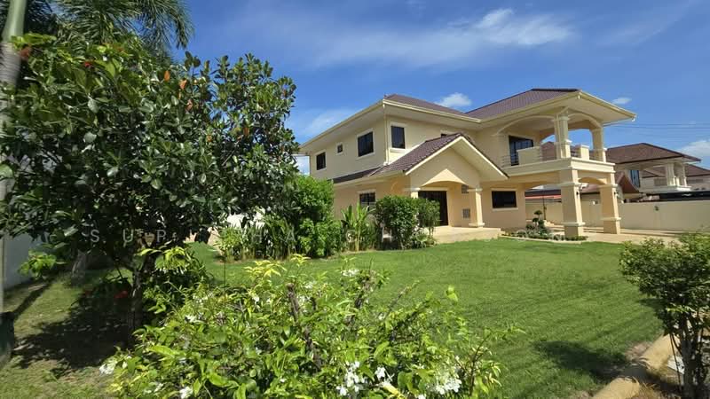 Siam Gardens, Chon Buri (Pattaya), Poong, Bang Lamung (Pattaya), Chon Buri (Pattaya), 5 Bedrooms, 357 sqm, Single Detached House For Sale, by Supicha Chorjong, 500215601 - DDproperty.com