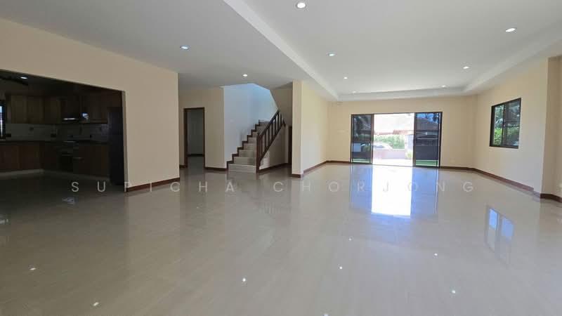 Siam Gardens, Chon Buri (Pattaya), Poong, Bang Lamung (Pattaya), Chon Buri (Pattaya), 5 Bedrooms, 357 sqm, Single Detached House For Sale, by Supicha Chorjong, 500215601 - DDproperty.com