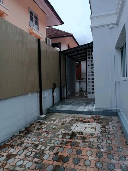 For Rent: Fully Renovated 2-Storey Single House in Nam Daeng – Thepharak (SPSSR148), Bangkok, หทัยราษฎร์6, Bang Chun, Khlong Sam Wa, Bangkok, 3 Bedrooms, 160 sqm, Single Detached House For Rent, by Khun Poon, 500215613 - DDproperty.com