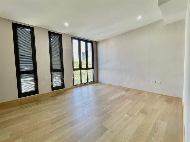 Sage Thonglor, Bangkok, Soi Thonglor 11, Sukhumvit 55 Road, Khlongtoei Nua, Watthana, Bangkok, 3 Bedrooms, 362 sqm, Townhouse For Rent, by Thananthorn Wongvarnkaseam, 500215624 - DDproperty.com