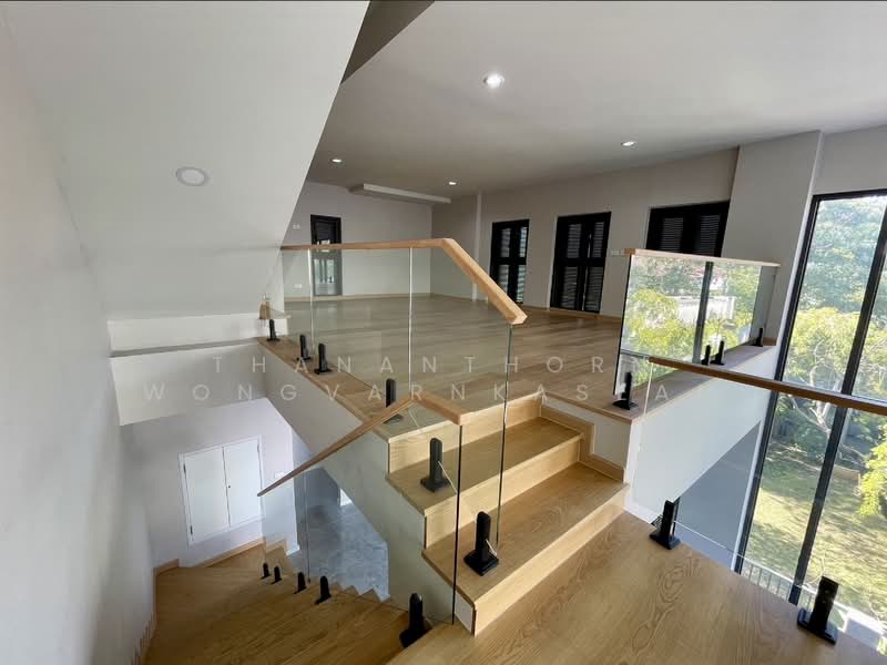 Sage Thonglor, Bangkok, Soi Thonglor 11, Sukhumvit 55 Road, Khlongtoei Nua, Watthana, Bangkok, 3 Bedrooms, 362 sqm, Townhouse For Rent, by Thananthorn Wongvarnkaseam, 500215624 - DDproperty.com