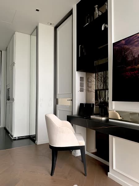 28 Chidlom, Bangkok, 28 Chit Lom Alley, Lumphini, Pathum Wan, Bangkok, 1 Bedroom, 44 sqm, Condo For Rent, by Thanyalak Premputtiphan, 500215658 - DDproperty.com