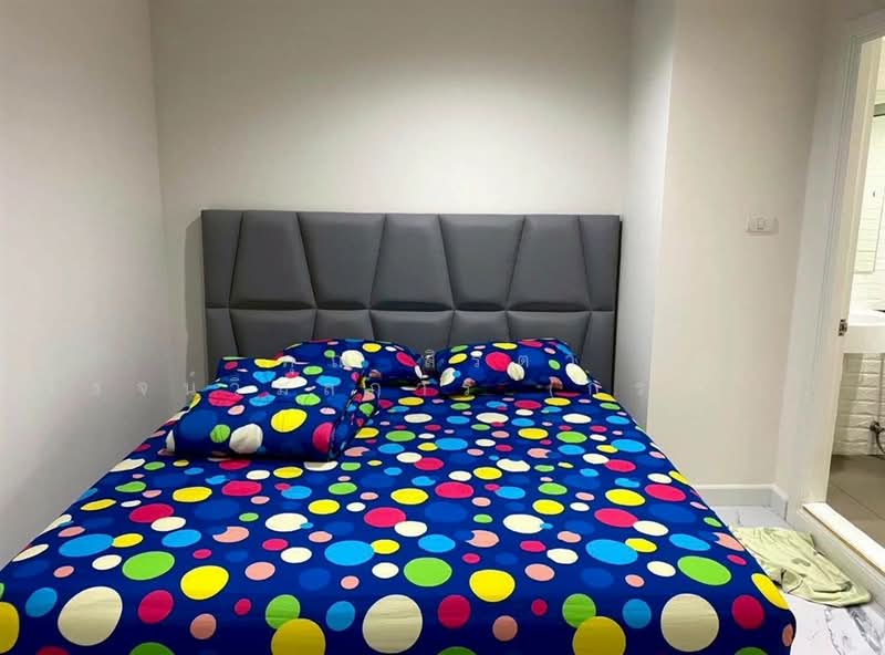 Lumpini Park Riverside Rama 3 : ลุมพินี พาร์ค ริเวอร์ไซด์ พระราม 3, กรุงเทพ, 4 ถนนพระราม 3, บางโพงพาง, ยานนาวา, กรุงเทพ, 64 ตร.ม., คอนโด ขาย, โดย คุณ สิรตา โรจน์วิมลการ (กระแต), 500215670 - DDproperty.com