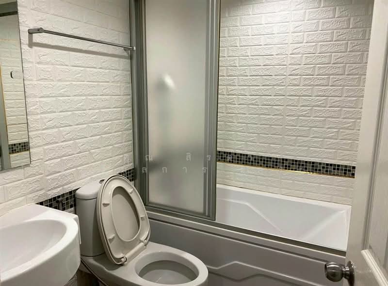 Lumpini Park Riverside Rama 3 : ลุมพินี พาร์ค ริเวอร์ไซด์ พระราม 3, กรุงเทพ, 4 ถนนพระราม 3, บางโพงพาง, ยานนาวา, กรุงเทพ, 64 ตร.ม., คอนโด ขาย, โดย คุณ สิรตา โรจน์วิมลการ (กระแต), 500215670 - DDproperty.com