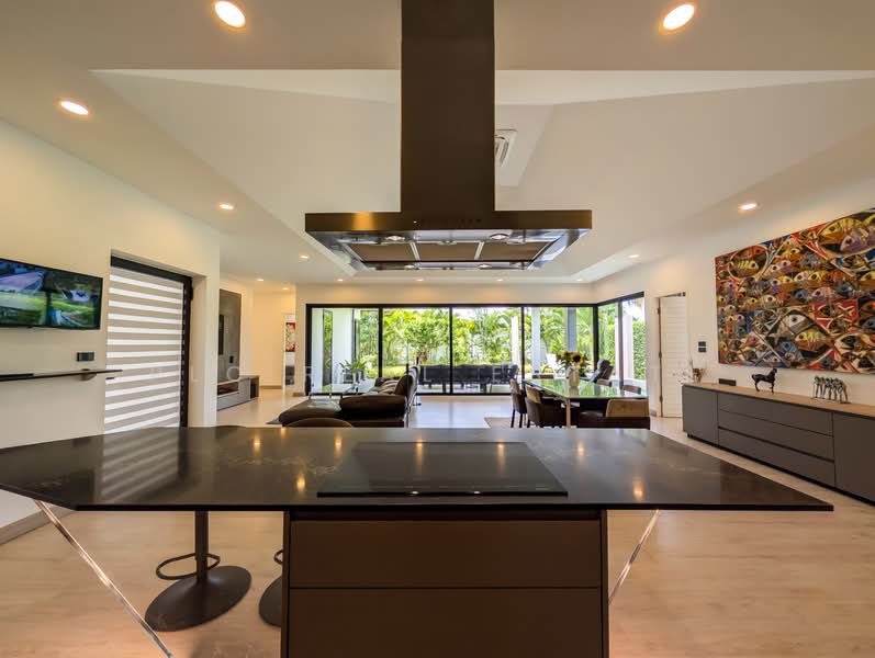 Huai Yai Pool Villa for Sale 3 Bedroom House with Large Garden, Chon Buri (Pattaya), Bang Lamung, Bang Lamung (Pattaya), Chon Buri (Pattaya), 3 Bedrooms, 520 sqm, Villa For Sale, by PLC real estate, 500215682 - DDproperty.com