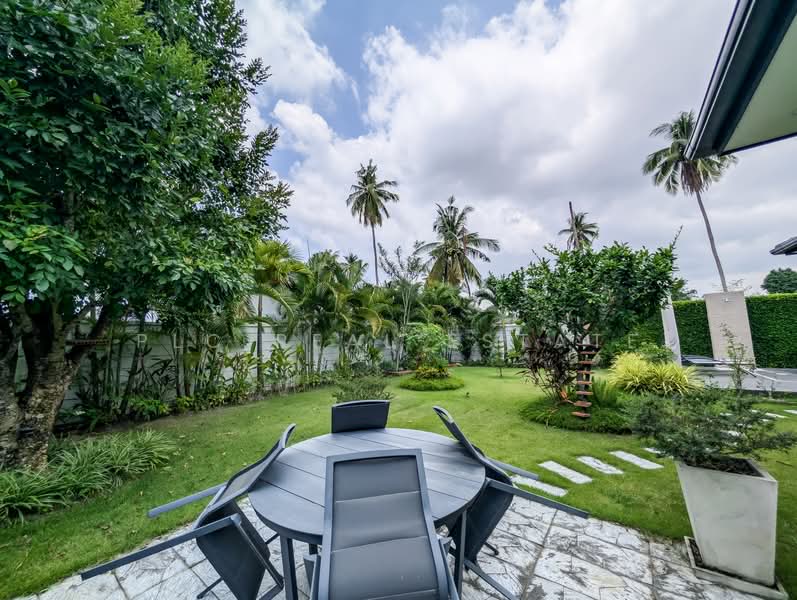 Huai Yai Pool Villa for Sale 3 Bedroom House with Large Garden, Chon Buri (Pattaya), Bang Lamung, Bang Lamung (Pattaya), Chon Buri (Pattaya), 3 Bedrooms, 520 sqm, Villa For Sale, by PLC real estate, 500215682 - DDproperty.com