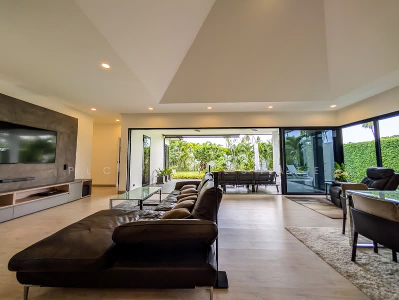 Huai Yai Pool Villa for Sale 3 Bedroom House with Large Garden, Chon Buri (Pattaya), Bang Lamung, Bang Lamung (Pattaya), Chon Buri (Pattaya), 3 Bedrooms, 520 sqm, Villa For Sale, by PLC real estate, 500215682 - DDproperty.com