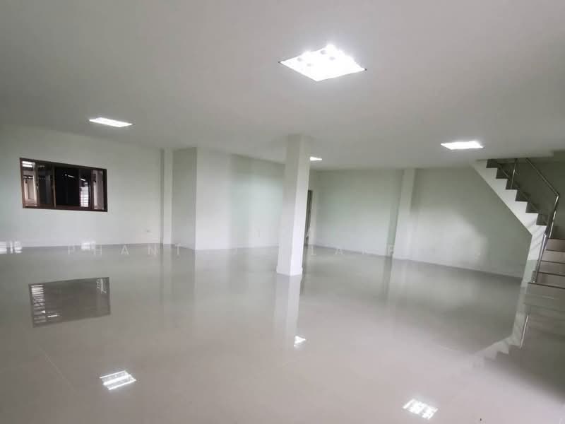 For Rent: Newly Built Factory/Warehouse (Type 4) in Bang Pla, Bang Phli, near Suvarnabhumi Airport, Samut Prakan, Bang Pla, Bang Plee, Samut Prakan, , 1,117 sqm, Warehouse/Factory For Rent, by Tida phanthonglarptawee, 500215691 - DDproperty.com