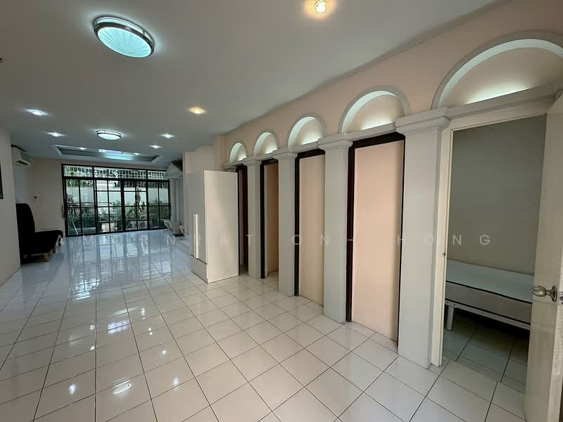 ทาวเฮ้าท์, กรุงเทพ, คลองตันเหนือ, วัฒนา, กรุงเทพ, 420 ตร.ม., พื้นที่ขายของ ให้เช่า, โดย Amornrat On-Thong, 500215707 - DDproperty.com