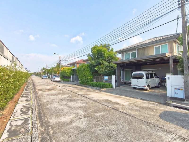 Mantana Lake Watcharapol, Bangkok, Sukhaphiban 5 Road, O-Ngoen, Sai Mai, Bangkok, 3 Bedrooms, 146 sqm, Single Detached House For Sale, by Punpapa Rassamee, 500215734 - DDproperty.com