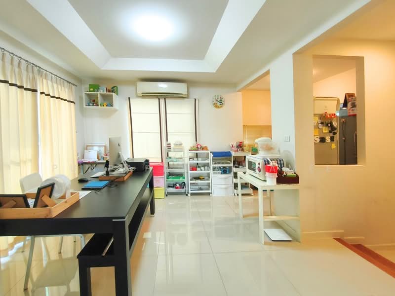 Mantana Lake Watcharapol, Bangkok, Sukhaphiban 5 Road, O-Ngoen, Sai Mai, Bangkok, 3 Bedrooms, 146 sqm, Single Detached House For Sale, by Punpapa Rassamee, 500215734 - DDproperty.com