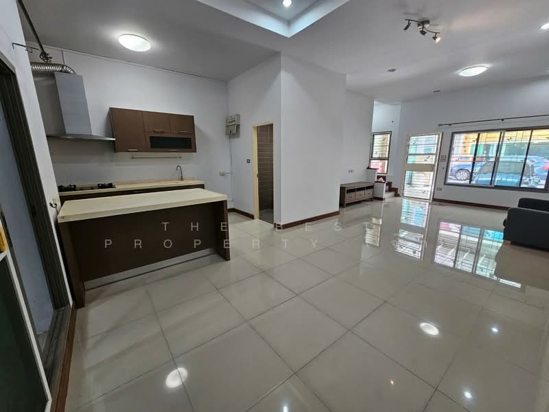 Pattra Mo Town, Nonthaburi, Chaeng Watthana Road, Soi 19, Bang Phut, Pak Kret, Nonthaburi, 3 Bedrooms, 230 sqm, Townhouse For Sale, by The Best Property โจ๊ก, 500215735 - DDproperty.com