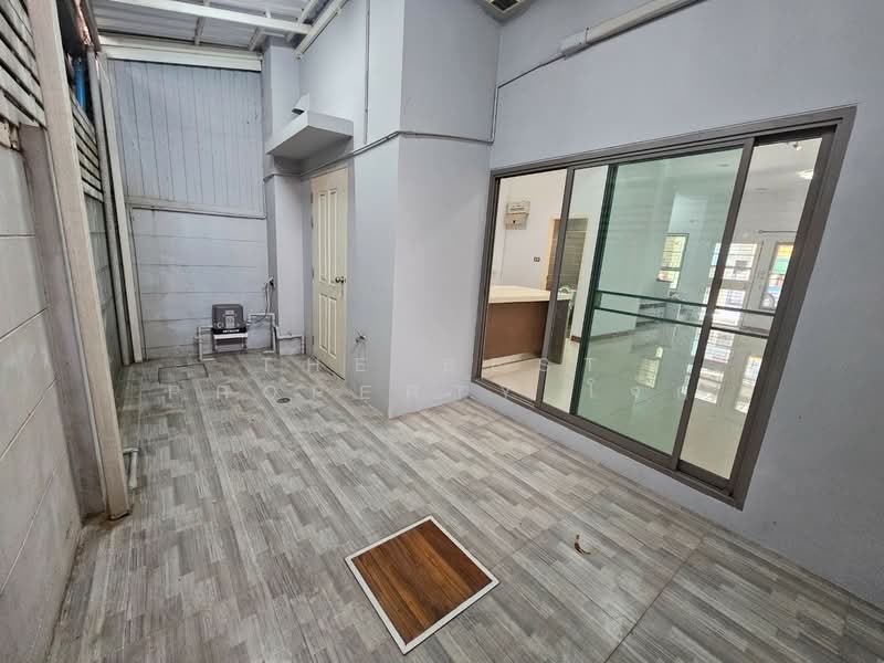 Pattra Mo Town, Nonthaburi, Chaeng Watthana Road, Soi 19, Bang Phut, Pak Kret, Nonthaburi, 3 Bedrooms, 230 sqm, Townhouse For Sale, by The Best Property โจ๊ก, 500215735 - DDproperty.com