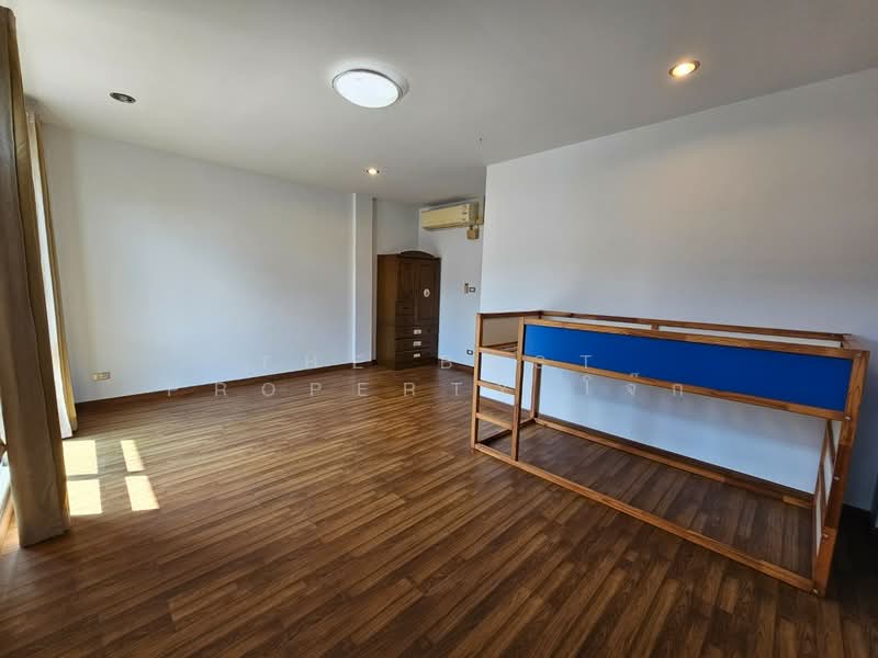 Pattra Mo Town, Nonthaburi, Chaeng Watthana Road, Soi 19, Bang Phut, Pak Kret, Nonthaburi, 3 Bedrooms, 230 sqm, Townhouse For Sale, by The Best Property โจ๊ก, 500215735 - DDproperty.com