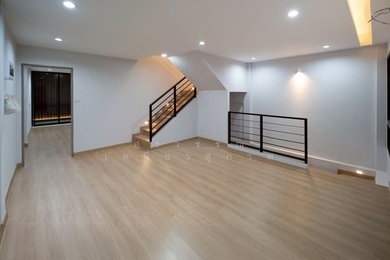 ทาวน์โฮม 3 ชั้น คู้บอน 27, Bangkok, Ram Inthra, Khan Na Yao, Bangkok, 3 Bedrooms, 228 sqm, Townhouse For Sale, by อรวรรณ เหนี่ยวสุภาพ, 500215752 - DDproperty.com