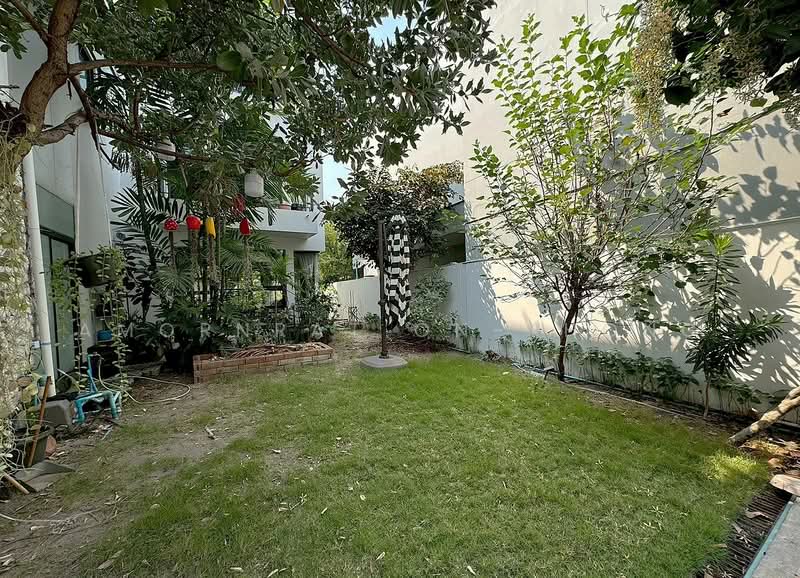 House, Bangkok, Khlong Tan Nua, Watthana, Bangkok, 3 Bedrooms, 400 sqm, Single Detached House For Rent, by Amornrat On-Thong, 500215756 - DDproperty.com