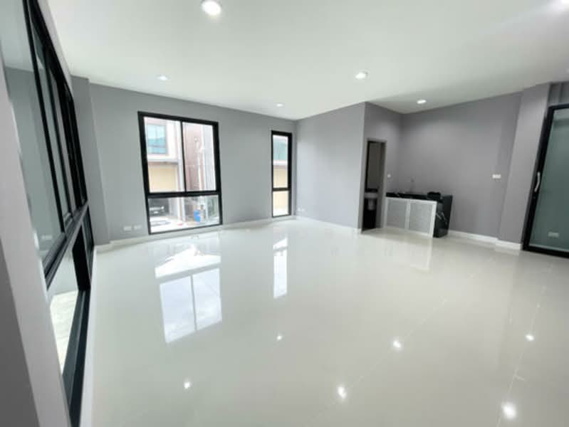 ให้เช่า - ขายและให้เช่าโฮมออฟฟิศ Warehouse ไชน่าทาวน์ ศาลายา โฮมออฟฟิศ 3️⃣ ชั้น + โกดัง, นครปฐม