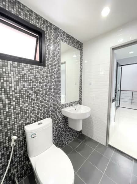 ให้เช่า - ขายและให้เช่าโฮมออฟฟิศ Warehouse ไชน่าทาวน์ ศาลายา โฮมออฟฟิศ 3 ชั้น + โกดัง, นครปฐม