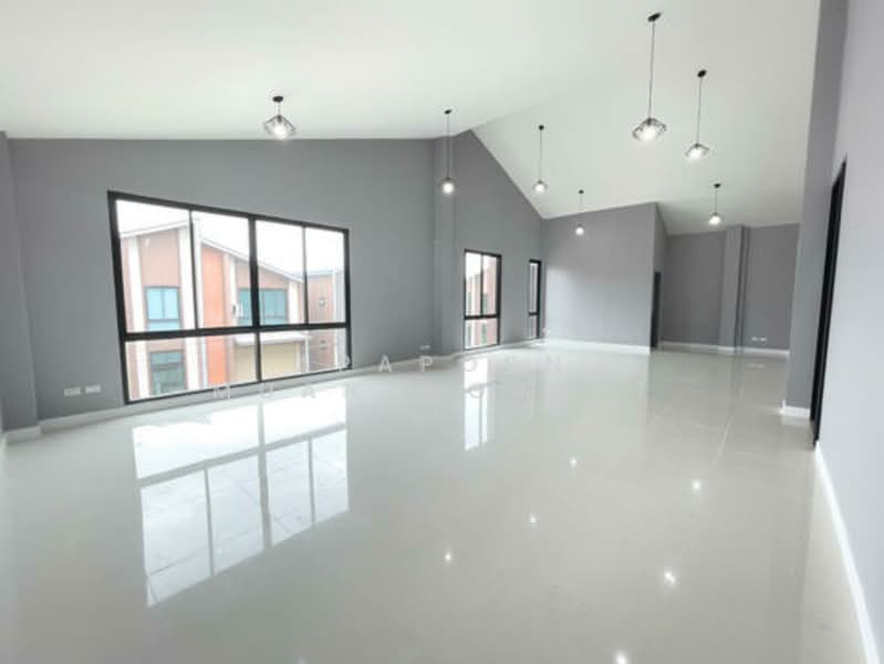 ขายและให้เช่าโฮมออฟฟิศ Warehouse ไชน่าทาวน์ ศาลายา โฮมออฟฟิศ 3️⃣ ชั้น + โกดัง, Nakhon Pathom, Salaya, Phuttha Mon Thon, Nakhon Pathom, 1 Bedroom, 312 sqm, Townhouse For Rent, by Apaporn Muanthorani, 500215766 - DDproperty.com