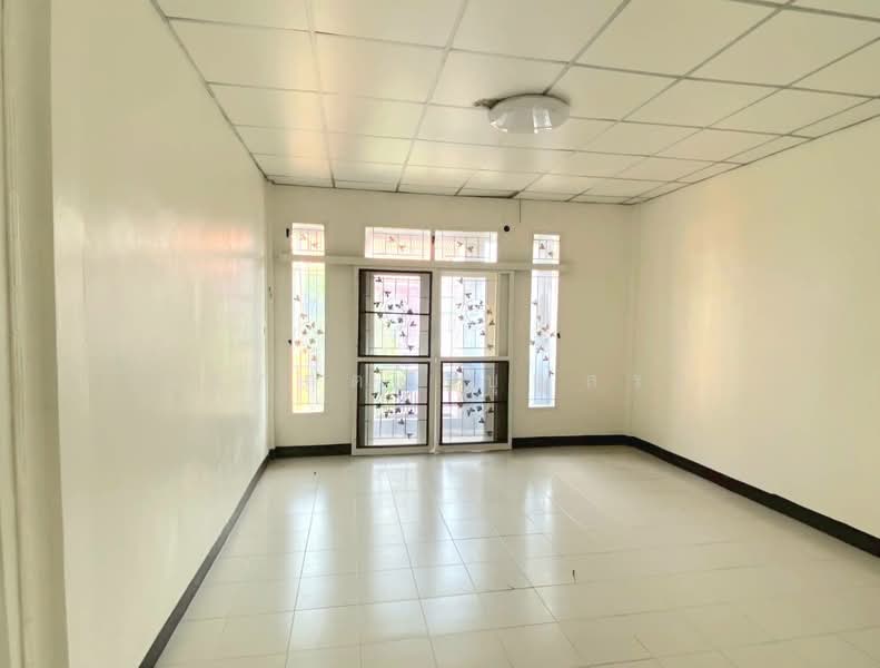 Thai Somboon 2 : ไทยสมบูรณ์ 2, Pathum Thani, Khlong Sam, Khlong Luang, Pathum Thani, 2 Bedrooms, 110 sqm, Townhouse For Sale, by กรกฤตย์ บุญสระ, 500215774 - DDproperty.com