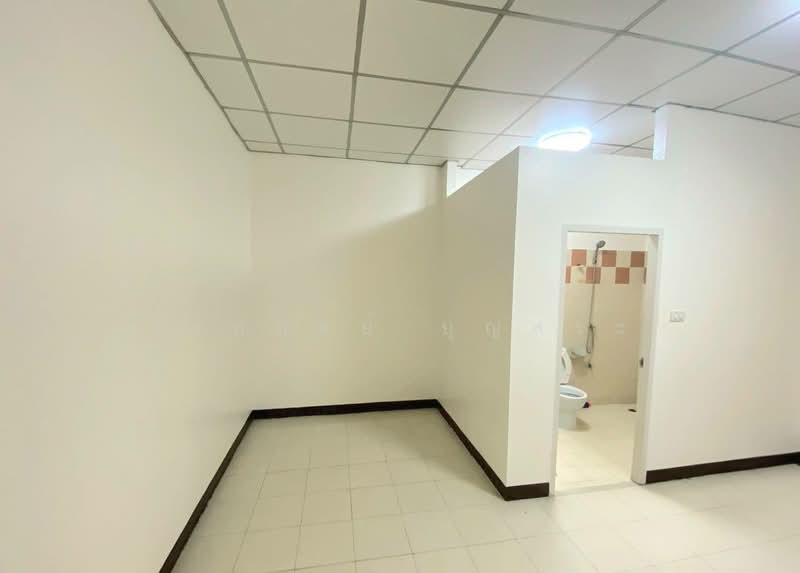 Thai Somboon 2 : ไทยสมบูรณ์ 2, Pathum Thani, Khlong Sam, Khlong Luang, Pathum Thani, 2 Bedrooms, 110 sqm, Townhouse For Sale, by กรกฤตย์ บุญสระ, 500215774 - DDproperty.com