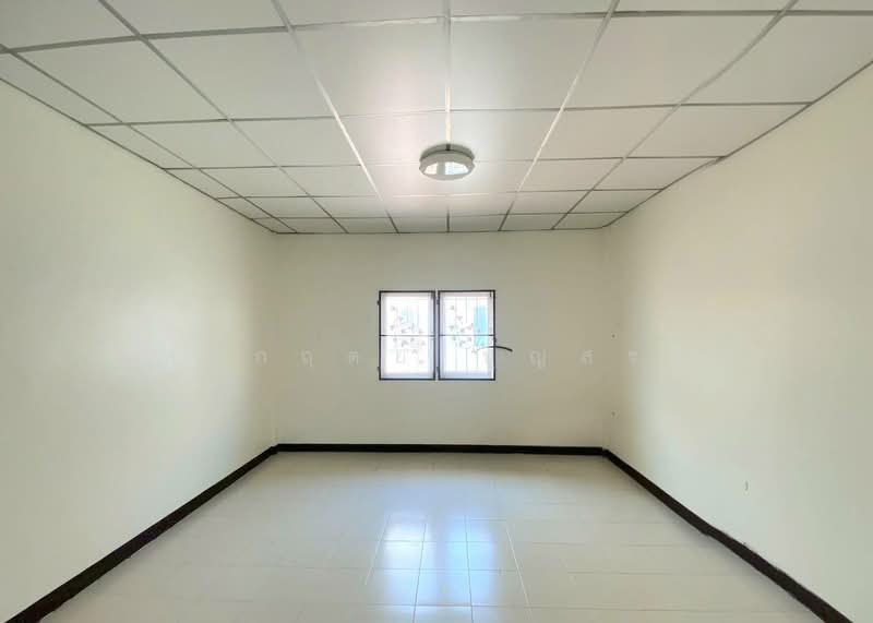 Thai Somboon 2 : ไทยสมบูรณ์ 2, Pathum Thani, Khlong Sam, Khlong Luang, Pathum Thani, 2 Bedrooms, 110 sqm, Townhouse For Sale, by กรกฤตย์ บุญสระ, 500215774 - DDproperty.com