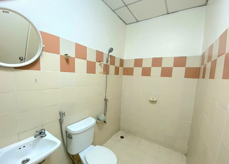 Thai Somboon 2 : ไทยสมบูรณ์ 2, Pathum Thani, Khlong Sam, Khlong Luang, Pathum Thani, 2 Bedrooms, 110 sqm, Townhouse For Sale, by กรกฤตย์ บุญสระ, 500215774 - DDproperty.com