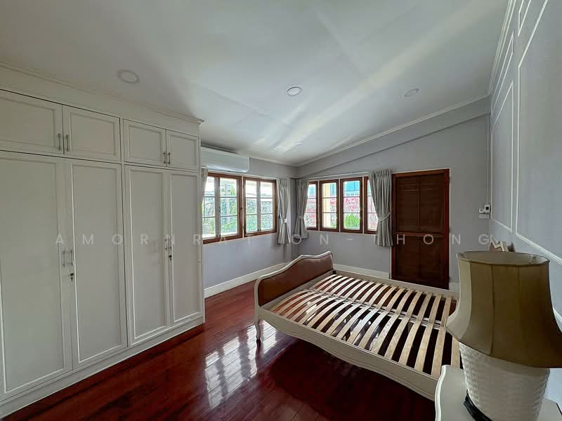 House, Bangkok, Khlong Tan Nua, Watthana, Bangkok, 3 Bedrooms, 350 sqm, Single Detached House For Rent, by Amornrat On-Thong, 500215793 - DDproperty.com