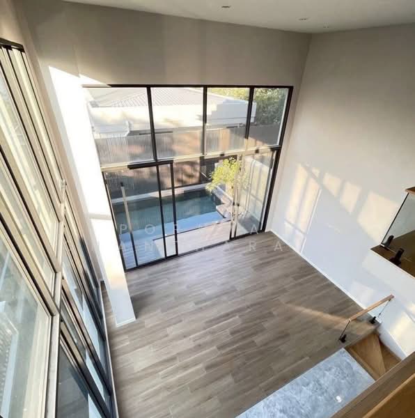 Sage Thonglor, Bangkok, Soi Thonglor 11, Sukhumvit 55 Road, Khlongtoei Nua, Watthana, Bangkok, 3 Bedrooms, 362 sqm, Townhouse For Rent, by Pornpan Chantharakasemchai, 500215811 - DDproperty.com